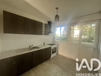 Appartement à Évry (91000)