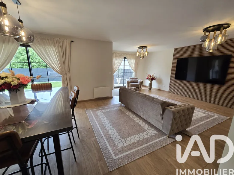 Maison 4 pièces 135 m² · à Tonnay-Charente · 134,5 m² · 346 000 €