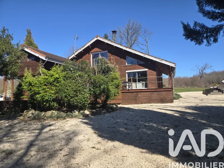 Maison 11 pièces 203 m² · à Lalinde · 203 m² · 498 000 €