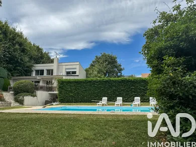 Maison d'architecte à La Ville-du-Bois (91620)