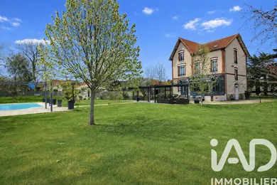 Mansion in Solers (77111)