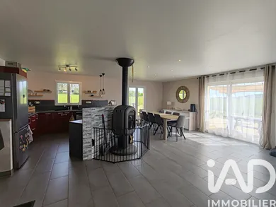 Pavillon à Marolles-sous-Lignières (10130)