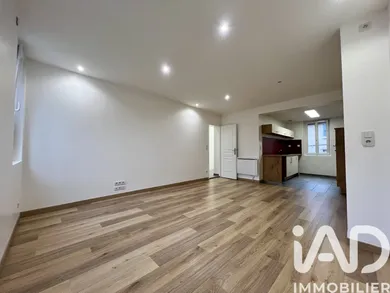 Appartement à Saumur (49400)