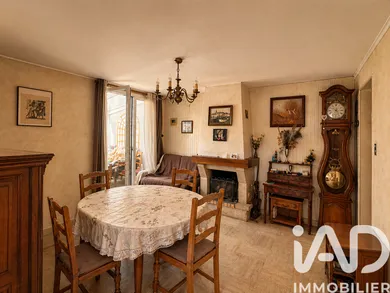 Maison traditionnelle à Choisy-le-Roi (94600)