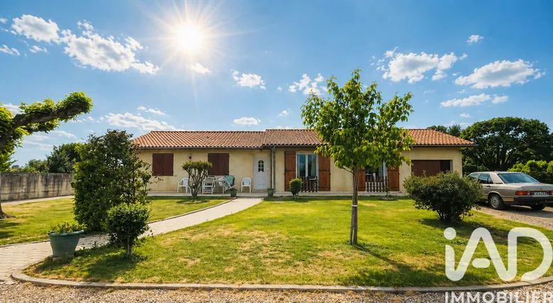 Maison 5 pièces 135 m² · à Saint-Pey-de-Castets · 135 m² · 223 000 €