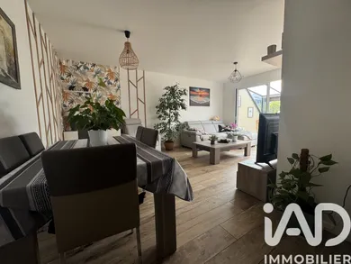 Apartment in Éragny (95610)