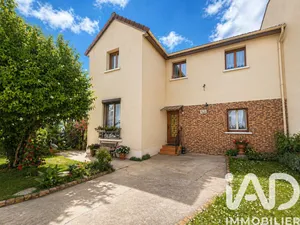 Maison à Sainte-Geneviève-des-Bois (91700)