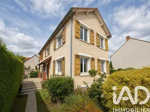 Maison à Sainte-Geneviève-des-Bois (91700)