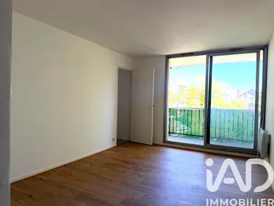 Apartment in Montmagny (95360)