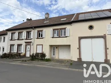 Townhouse in Réding (57445)