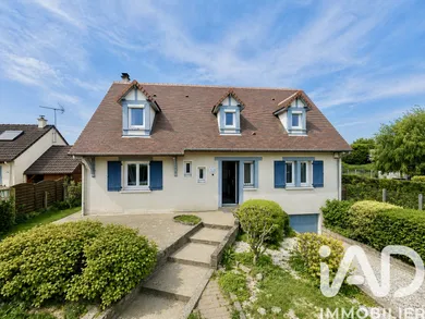 Maison traditionnelle à Cercottes (45520)