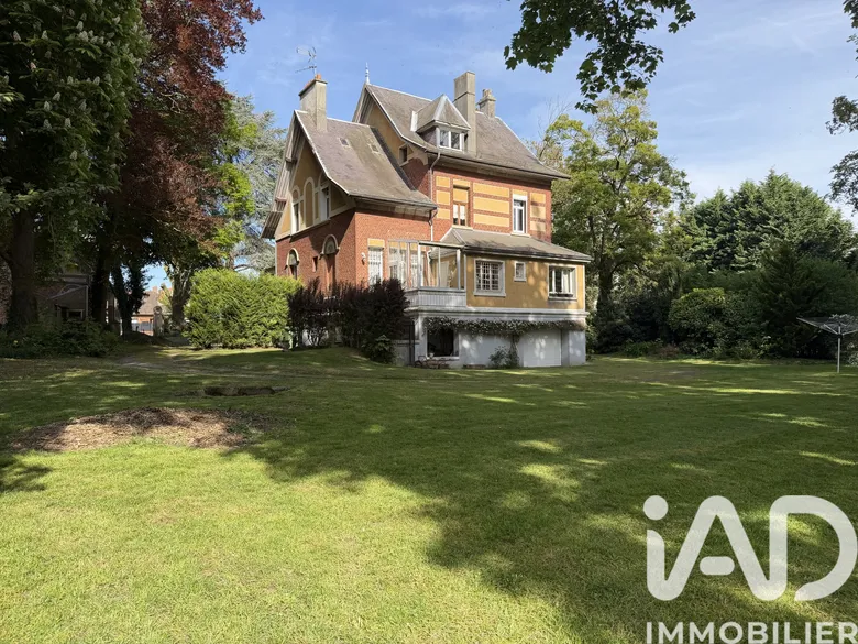 Maison 9 pièces 227 m² · à Cambrai · 227 m² · 580 000 €