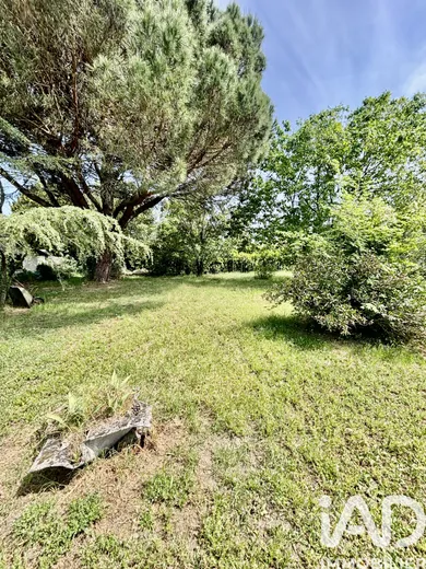 Terrain à bâtir à Villenave-d'Ornon (33140)