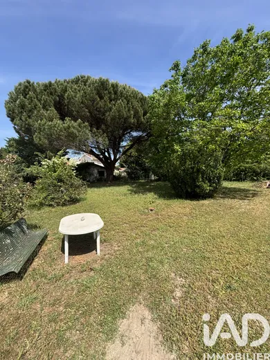 Terrain à bâtir à Villenave-d'Ornon (33140)