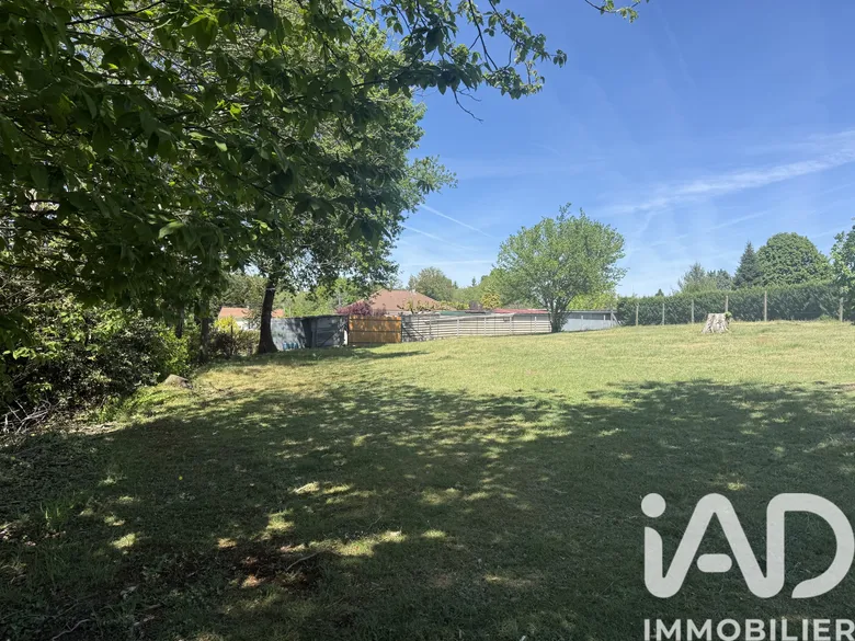 Terrain à BONNAC-LA-COTE (87270) · 52 000 €