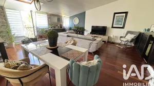 Apartment in Les Ulis (91940)