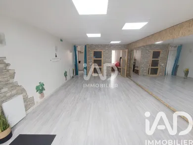 Commercial walls in Lagny-sur-Marne (77400)