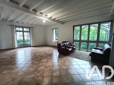 House in Vichy (03200)