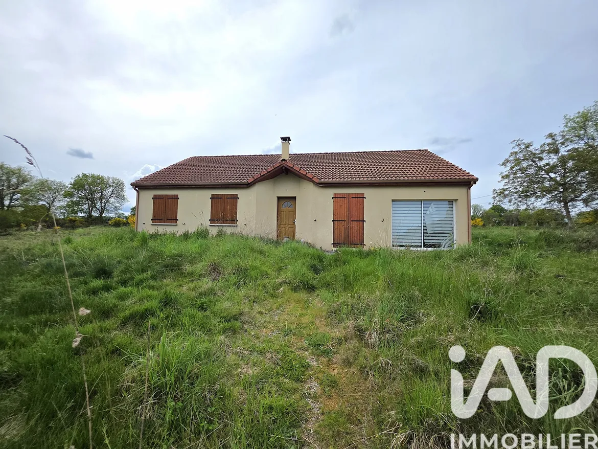 Vente maison à Biollet (63640) : maison 5 pièces 88 m² — 5