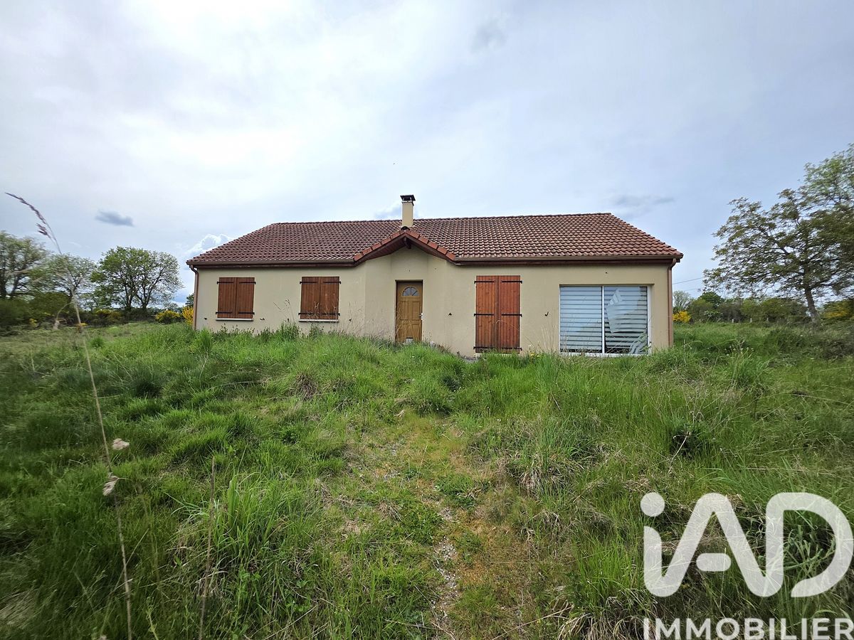 Vente maison à Biollet (63640) : maison 5 pièces 88 m²
