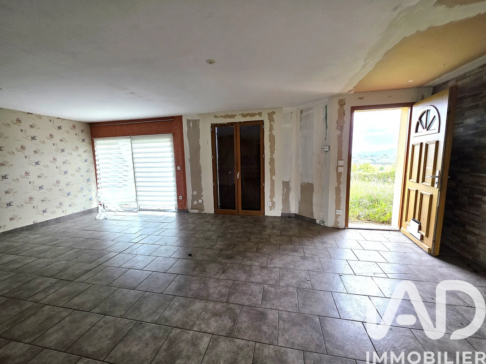 Vente maison à Biollet (63640) : maison 5 pièces 88 m² — 3