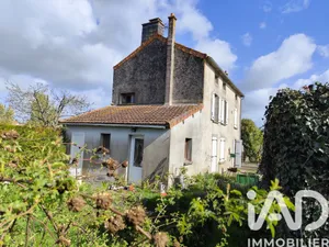 House in Vernoux-en-Gâtine (79240)