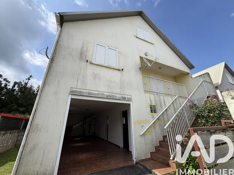 Maison 4 pièces 107 m² · à La Plaine-des-Palmistes · 107 m² · 220 000 €