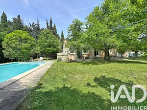Maison à Saumane-de-Vaucluse (84800)