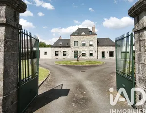 Mansion in Aron (53440)