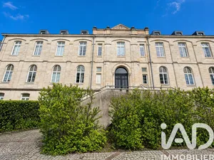 Apartment in Bordeaux (33000)