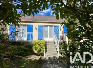 Maison traditionnelle à Sainte-Geneviève-des-Bois (91700)