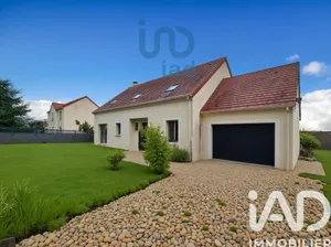 Traditional house in Perdreauville (78200)