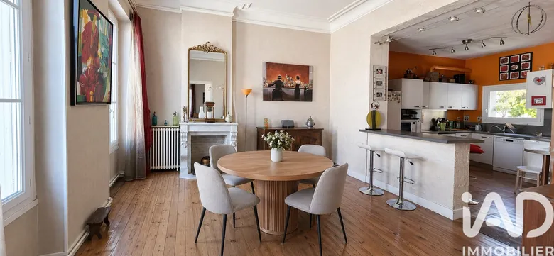 Maison 9 pièces 210 m² · à Bordeaux · 210,1 m² · 1 015 000 €