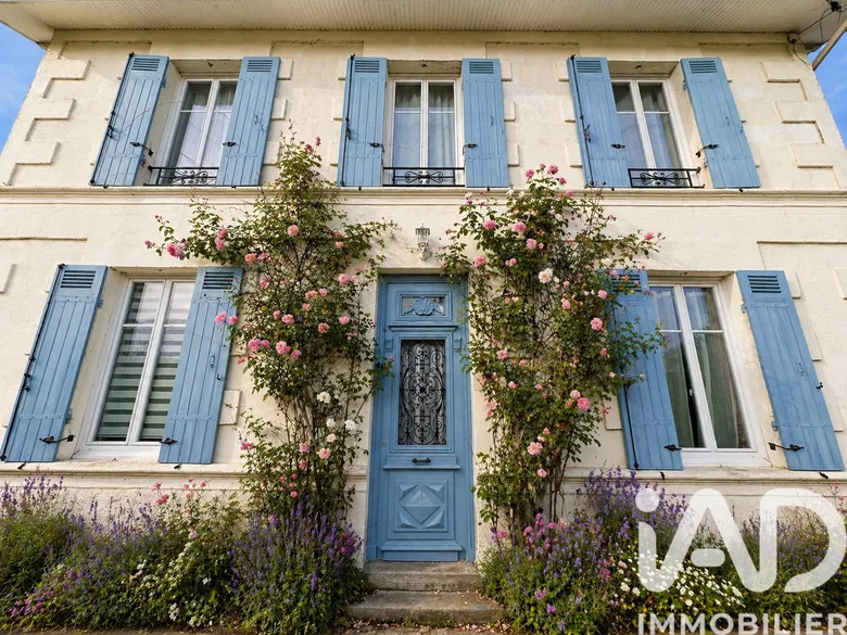 Maison 6 pièces 155 m² · à Saint-Mariens · 155 m² · 245 000 €