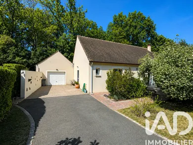Maison à Saint-Pierre-lès-Nemours (77140)