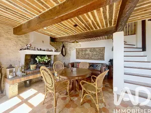Maison de village à Mons (83440)