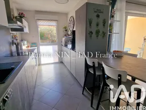 Apartment in Saint-Raphaël (83700)
