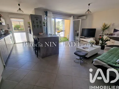 Apartment in Saint-Raphaël (83700)