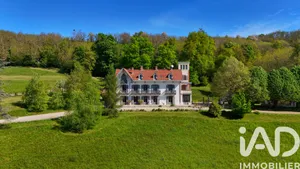 Domain in La Côte-Saint-André (38260)