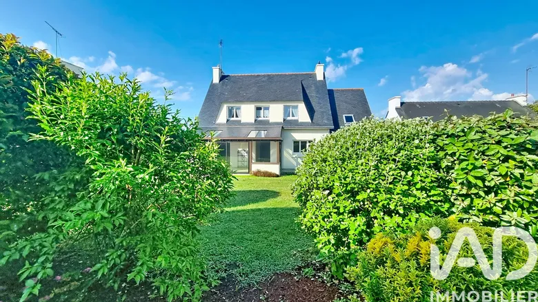 Maison 8 pièces 149 m² · à Plogastel-Saint-Germain · 149 m² · 283 000 €