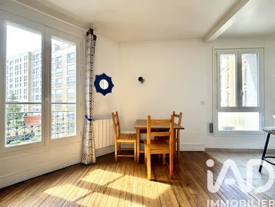 Apartment in Paris (75012)