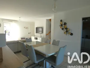 Maison de village à Tacoignières (78910)