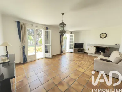 House in La Rochette (77000)