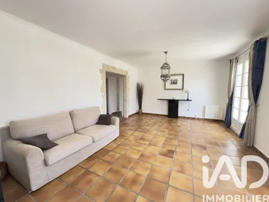 House in La Rochette (77000)