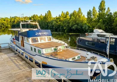 Péniche à Verneuil-sur-Seine (78480)
