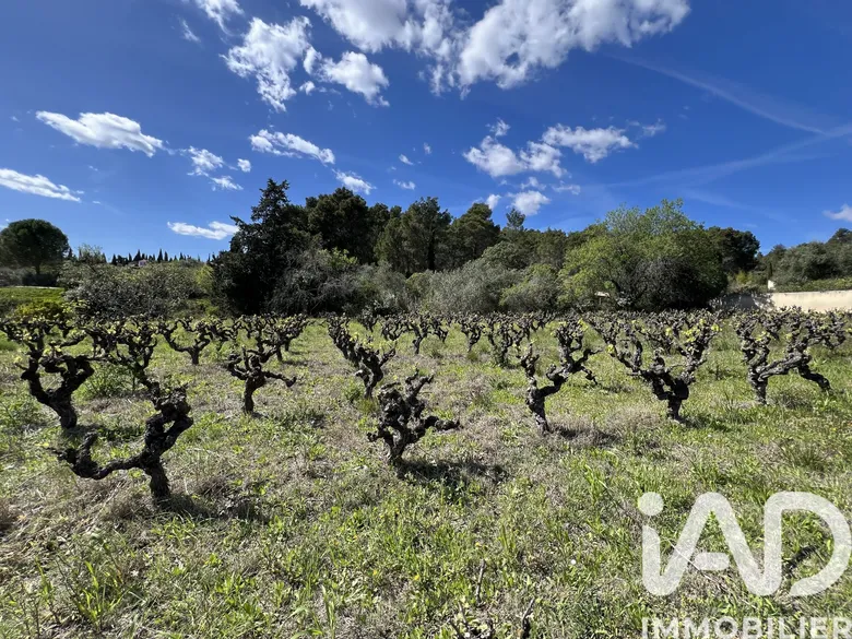 Terrain à bâtir à Montouliers (34310) · 73 840 €