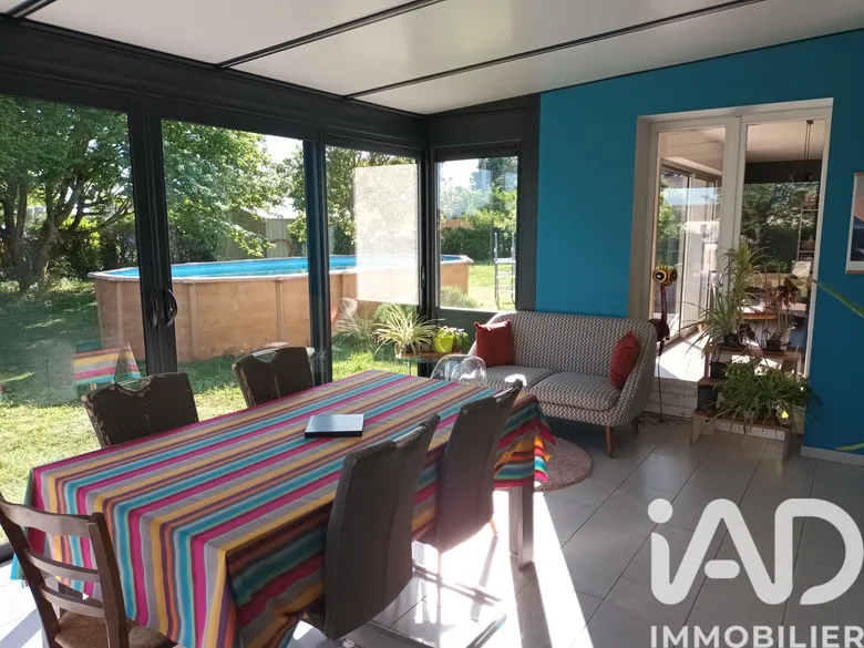 Maison 9 pièces 179 m² · à Brûlain · 179 m² · 264 000 €