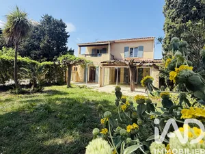 Maison de campagne à Sarrians (84260)