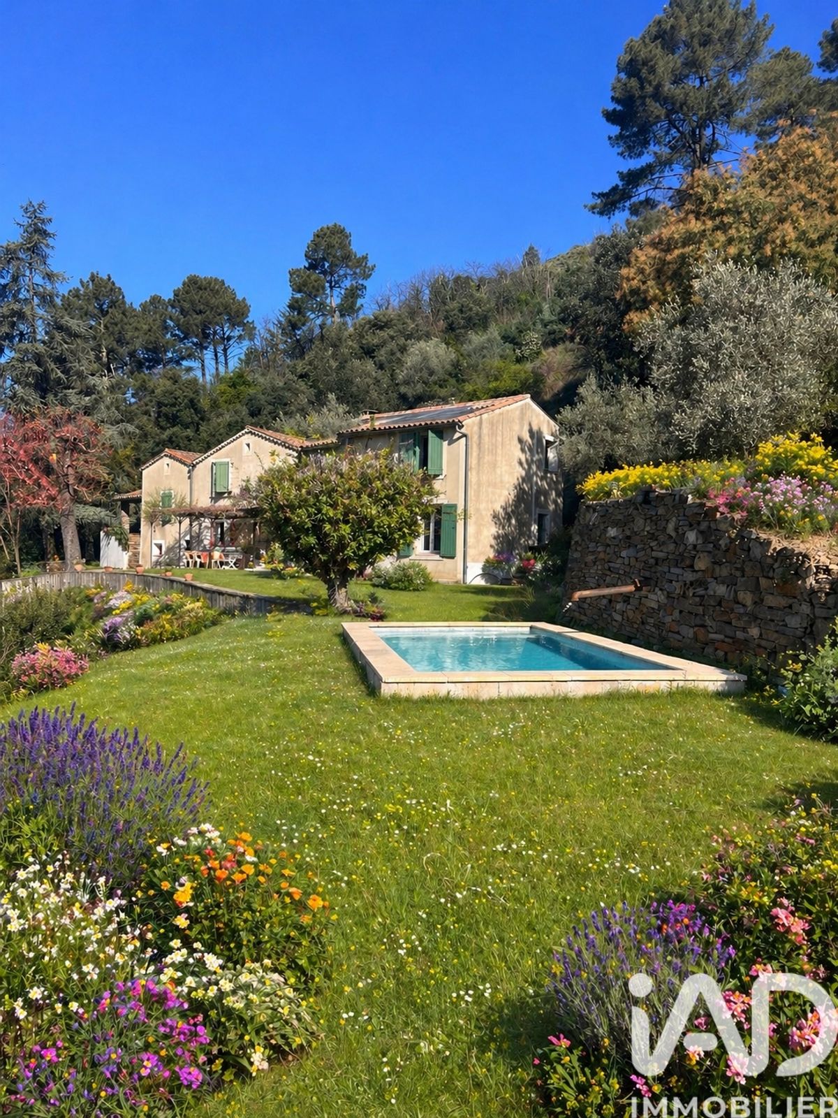 maison à Sumène