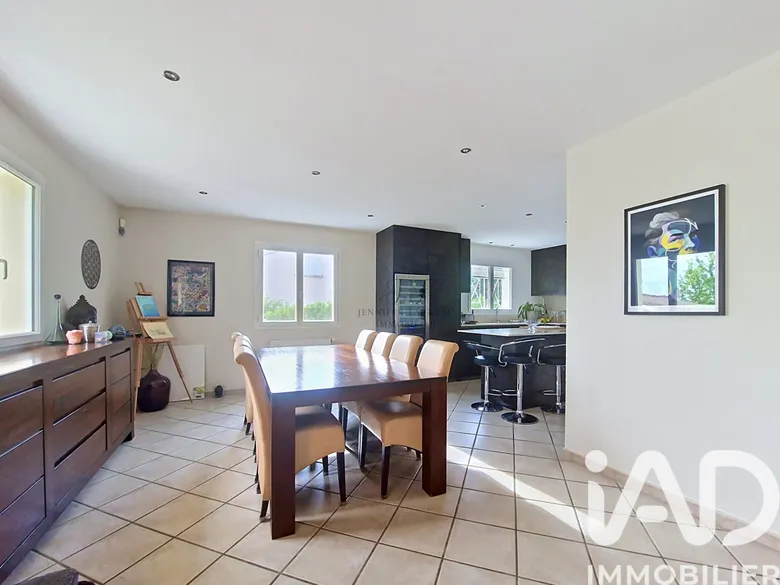 Maison 5 pièces 136 m² · à Carbon-Blanc · 136 m² · 425 000 €